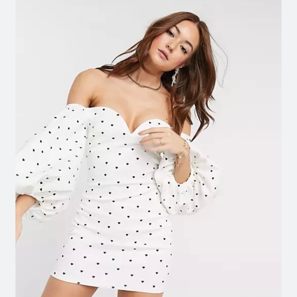 True Violet exclusive sweetheart balloon sleeve mini dress.